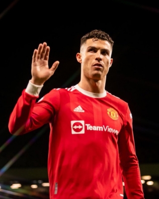Right time to seek a new challenge, says Ronaldo after parting ways with Man United