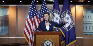 Pelosi ends historic term as first woman US speaker (Ld)