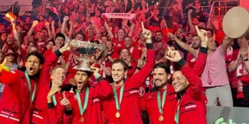 Fantastic Felix fires Canada to first Davis Cup Finals title