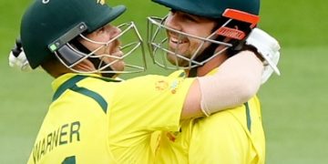 Mike Hussey in awe of Warner-Head partnership in ODI v England