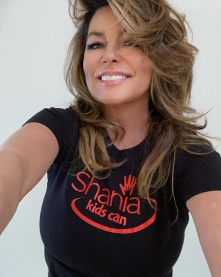Shania Twain to get music icon award at the 2022 People's Choice Awards