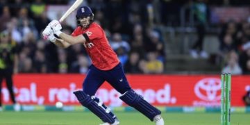 1st ODI: Malan ton in vain as Australia beat England by 6 wickets, take 1-0 series lead