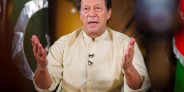 Imran praises India's 'exemplary' foreign policy