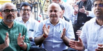 AAP complains to EC as party's Gujarat candidate 'forced' to withdraw nomination