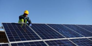 UP aims to generate 22,000 MW solar power in next 5 years