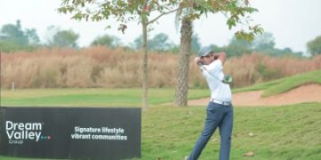 Vooty Masters golf: Manu Gandas grabs lead with third-round 67, Angad Cheema in close chase