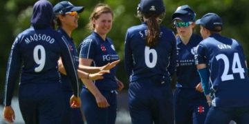 Cricket Scotland to introduce paid contracts for women's team
