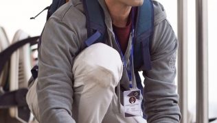 Naveen Kasturia calls Abhishek Bachchan a 'very giving actor'