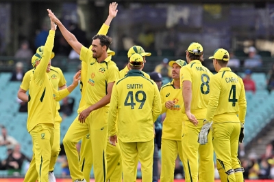 Smith, Starc, Zampa star as Australia secure series victory over England with thumping 72-run win Smith, Starc, Zampa star as Australia secure series victory over England with thumping 72-run win