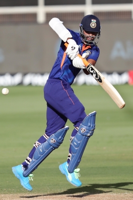 IND v NZ, 3rd ODI: Washington Sundar's 51 carries India to a modest 219 against New Zealand