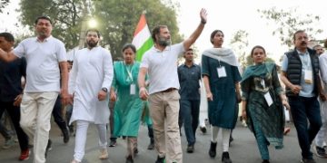 89 years after Gandhiji, Rahul visits Akola, says it's a 'happy coincidence'