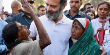 Maha: Congress to distribute 100,000 copies of Constitution