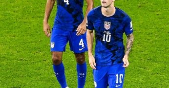 With win 1-0 over Iran, USA set to face Netherlands in knockout stage (Ld)