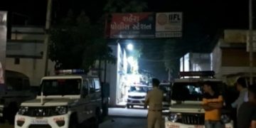 Tension in Panchmahal after Cong supporters attack man for lending car to BJP