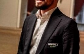 Tour Finals 2022: Carlsen takes the sole lead with seventh straight win