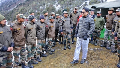 After Rijiju tweets pic with armymen in Arunachal, Congress says it's 3-year-old