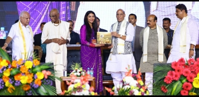 Rajnath inaugurates Gita Daan Yajna at B'luru ISKCON
