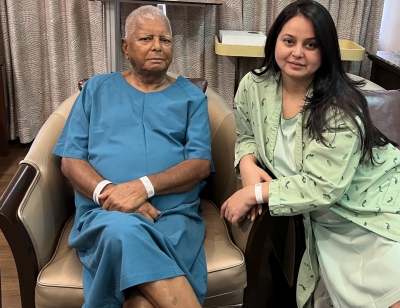 Lalu Prasad's kidney transplant successful in Singapore: Tejashwi