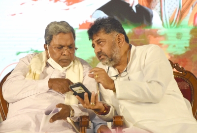 K'taka top Cong leaders summoned to New Delhi by high command