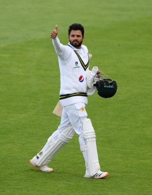 Pakistan's Azhar Ali to retire from Test cricket after Karachi match against England Pakistan's Azhar Ali to retire from Test cricket after Karachi match against England