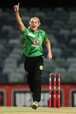 Kim Garth "very excited" on return to international cricket after "moving across the world"