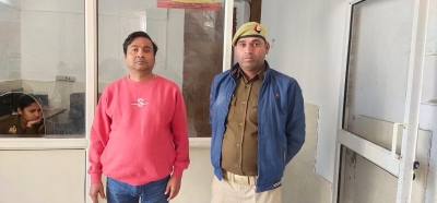 Noida police arrests man from Kanpur for duping people on pretext of providing shops, office space