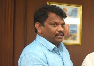 Touts cheat tourists on pretext of entry to dance bars in Goa: BJP MLA Lobo