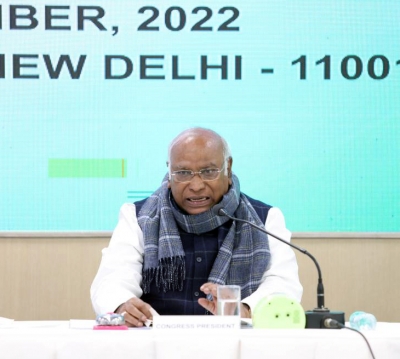 'New Cong office bearers to be appointed on basis of merit, loyalty'