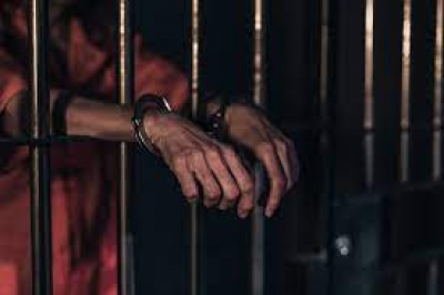 Younger sister, her boyfriend held for 'blackmailing' girl with nude video