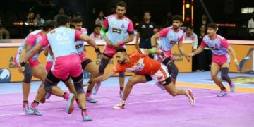 PKL 9: Sonu's super 10 helps Gujarat Giants tie match with Jaipur Pink Panthers 51-51