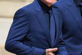 Deschamps hails record-breaker Giroud