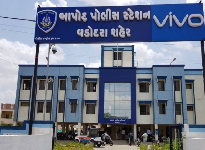 Vadodara minor impregnated</p><p>Vadodara youth arrested for impregnating minor classmate
