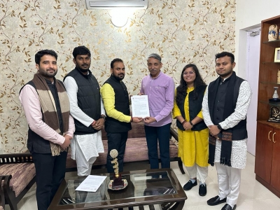 ABVP delegation submits memorandum to UGC Chairman