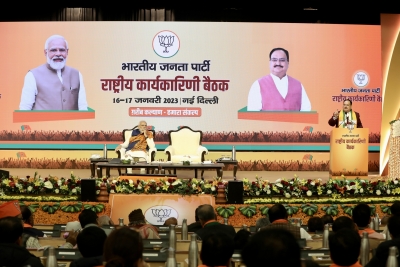 PM tells BJP leaders to meet 'educated Muslims without expecting votes: Source PM tells BJP leaders to meet 'educated Muslims without expecting votes: Source