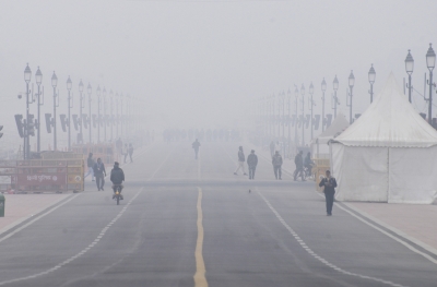 Delhi temperature dips to 1.9, dense fog in many states