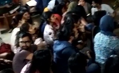 Mumbai: TISS students cancel BBC documentary show after BJYM protests