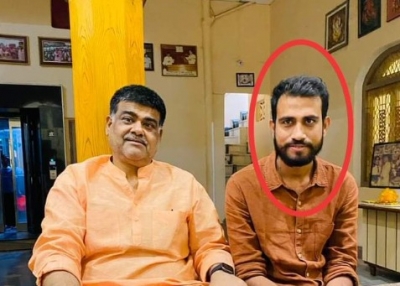 Blame game between SP, BJP enters picture gallery Blame game between SP, BJP enters picture gallery