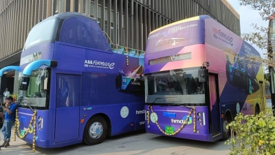 Double-decker buses return to Hyderabad after two decades