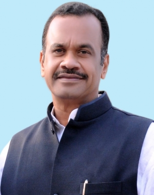 Telangana Congress MP demands CBI probe into paper leak case