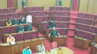 Congress MLAs create ruckus in Odisha Assembly over Rahul's disqualification