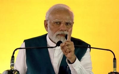 PM Modi pays tribute to woman power in 'Mann Ki Baat'