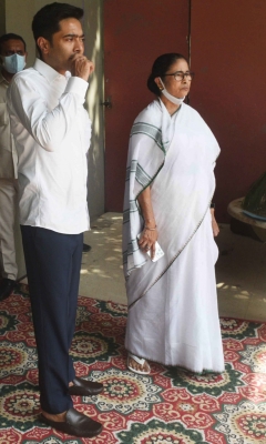 Without naming Rahul, Mamata, Abhishek slam BJP on disqualification issue