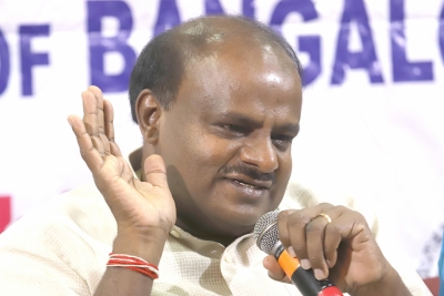 Former K'taka CM Kumaraswamy hospitalised Former K'taka CM Kumaraswamy hospitalised
