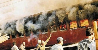 Godhra train fire: Supreme Court grants bail to eight convicts, dismisses plea of ​​four others