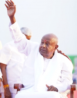 PM Modi's roadshow will not be of any use: Deve Gowda