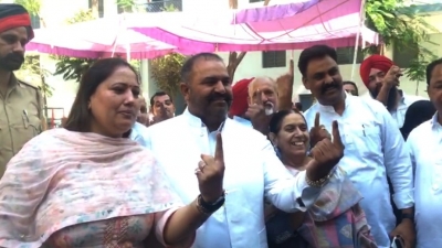 Voting begins in Punjab's Jalandhar Lok Sabha seat Voting begins in Punjab's Jalandhar Lok Sabha seat