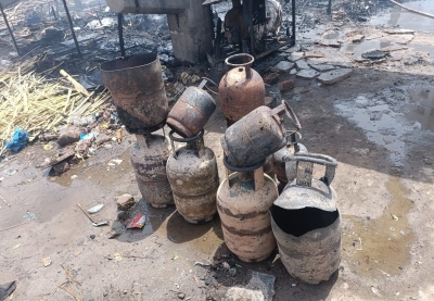 Fire breaks out in JJ cluster of Delhi's Shastri Park