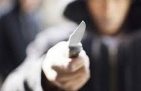 Delhi: Man returning home attacked, mobile robbed
