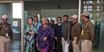 Union Finance Minister Nirmala Sitharaman reached the GST Council meeting, CMs and Deputy CMs of states are participating in the meeting