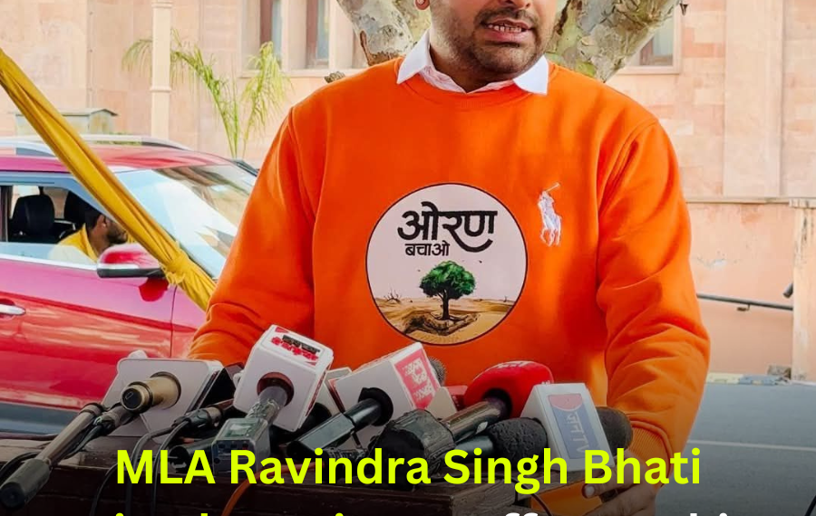 MLA Ravindra Singh Bhati Reached The Assembly wearing Tshirt of 'Oran Bachao'